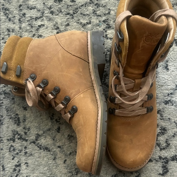 Chaco Brown Lace-Up Boots 7 - Picture 3 of 5